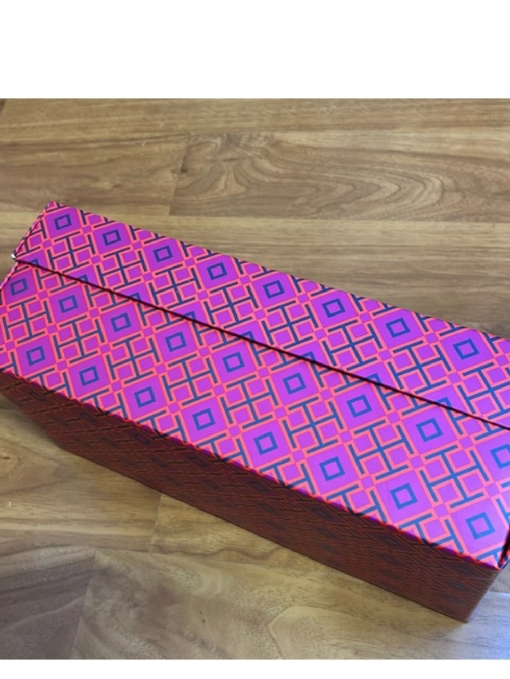 Tory Burch Pink and Purple Logo Box - Picture 2 of 5